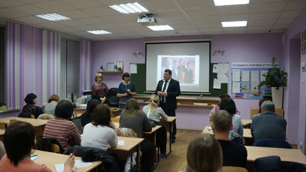 Вячеслав Тарасов провел встречу с родителями учащихся гимназии № 87